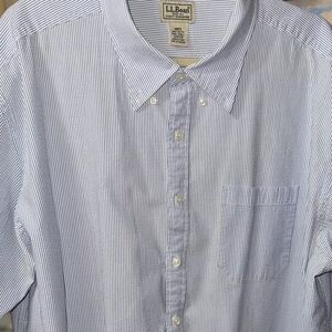 L.L. Bean Men's Light Blue and White Seersucker Pinstripe shirt XXLT